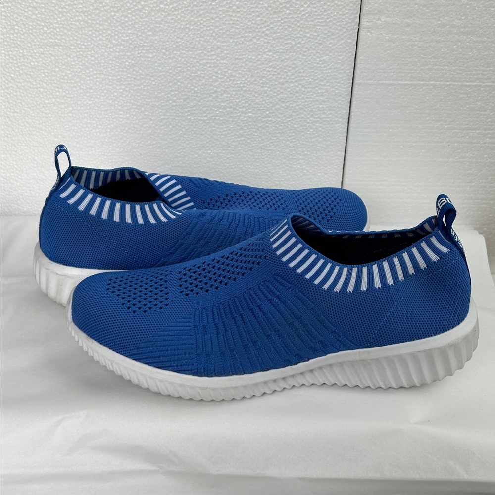 EUC TIOSEBON Blue Slip-On Walking Comfort Sneakers - Size 41 - Picture 2 of 6